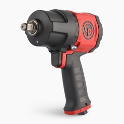 Le CP7748 – Puissance, confort et durabilité dans vos mains.