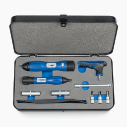 Jeu d'outils pour le service des pneus, adapté au TPMS (SSPP).