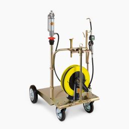 Chariot à huile avec ­enrouleur de tuyau pour fûts 180/220 kg